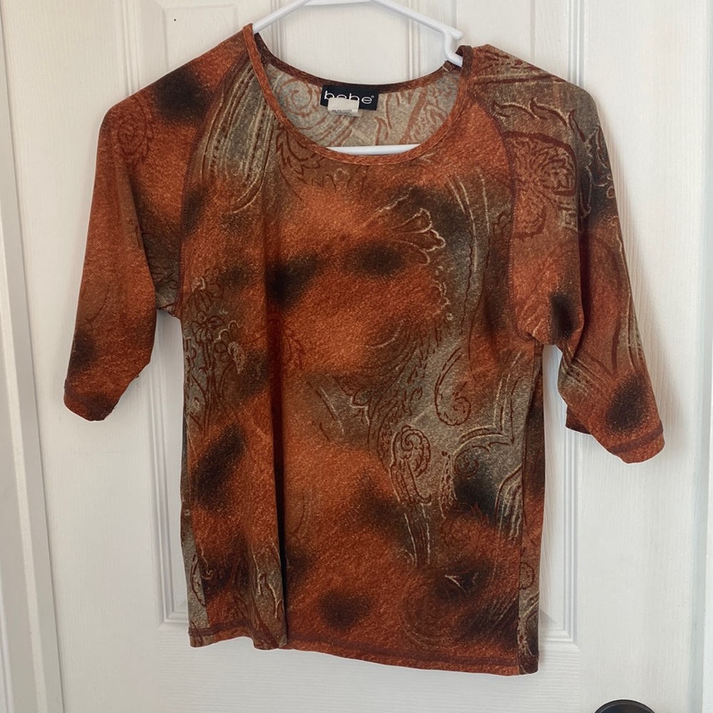 Women’s Three quarter length crop top, size medium